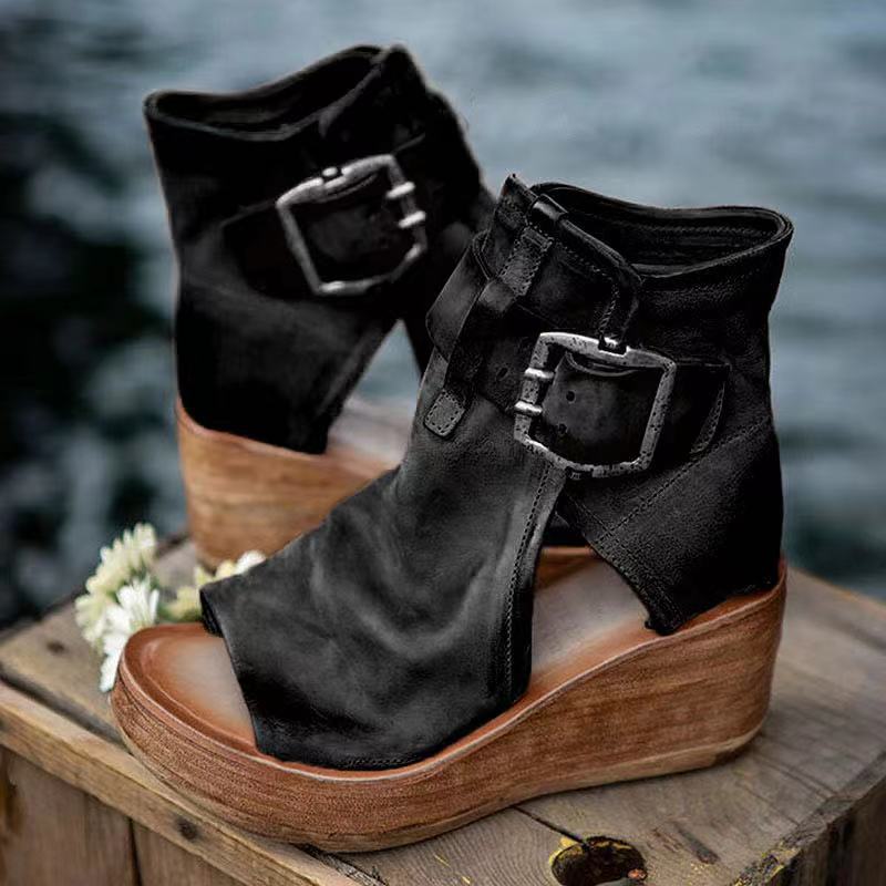 Dawn | Wedge Sandals with Buckle in Boho Style