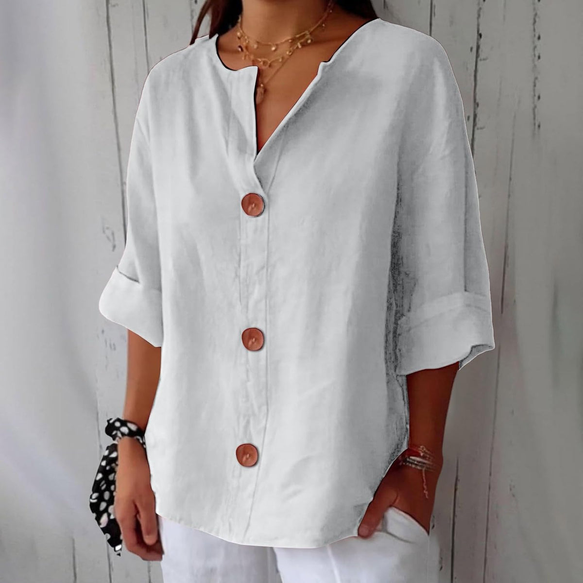 Maira – Cotton-Linen V-Neck Shirt with Wooden Buttons