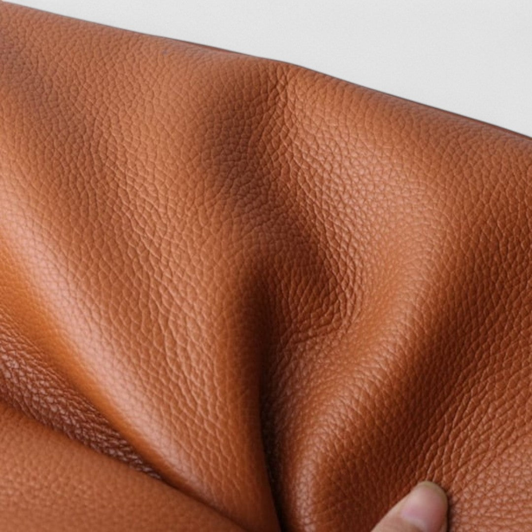 Fara – Elegant and Timeless Shoulder Bag