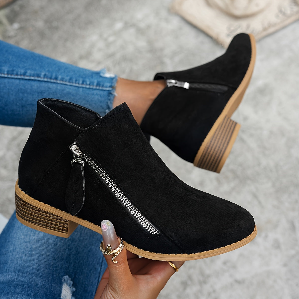 Elegant block heel side-zip ankle boots