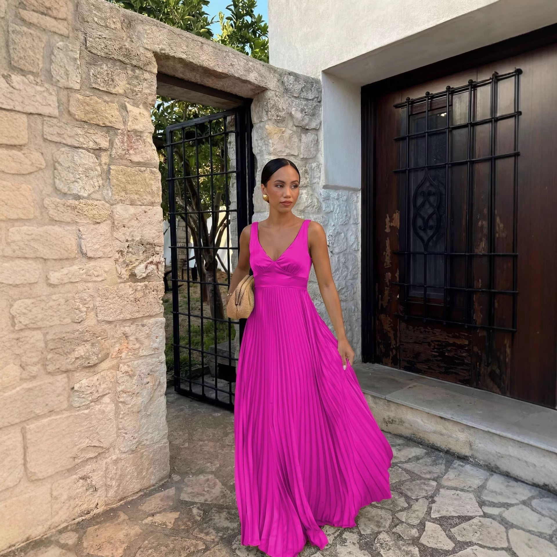 Women's Wedding Guest Maxi Dress V-Neck Pleated Sleeveless A-Line Formal