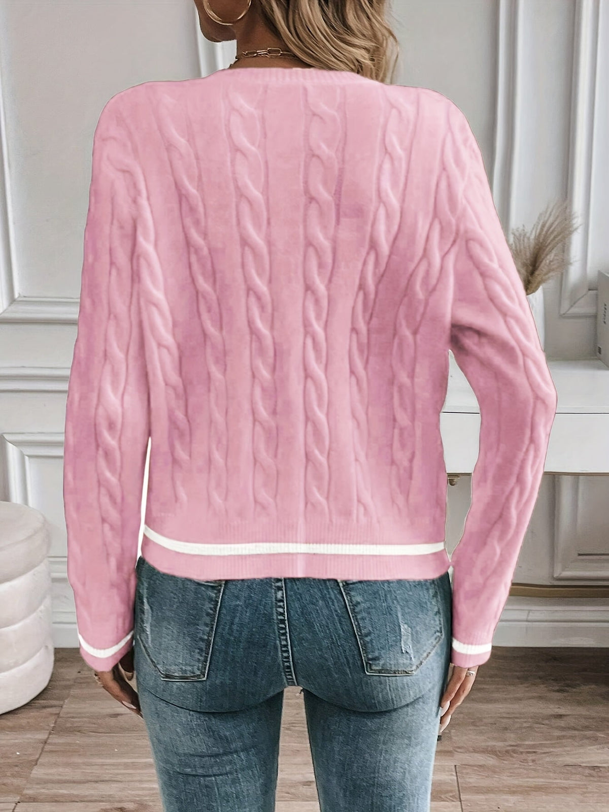 Delvwyn | Women's Cable Knit Button-Up Cardigan
