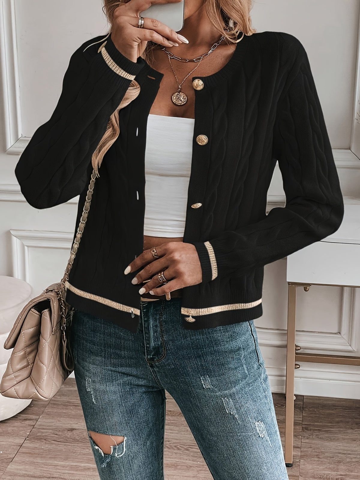 Delvwyn | Women's Cable Knit Button-Up Cardigan
