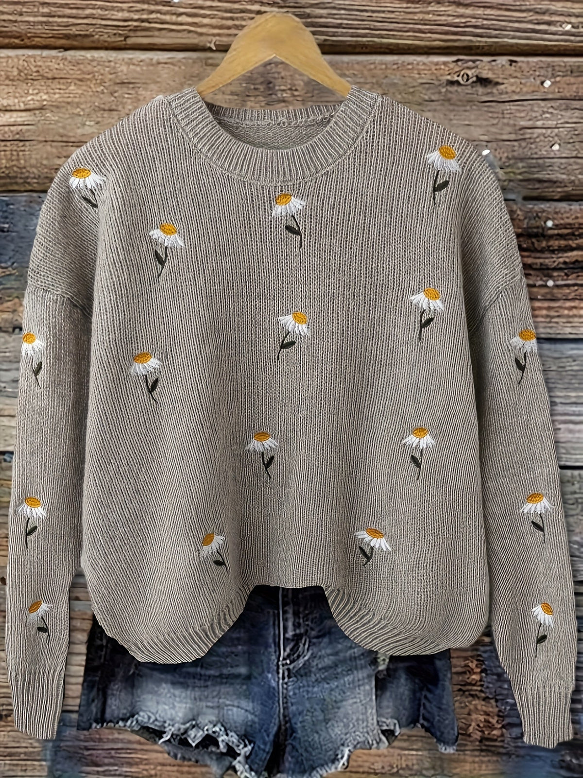 Florie | Women's Daisy Embroidered Knit Sweater