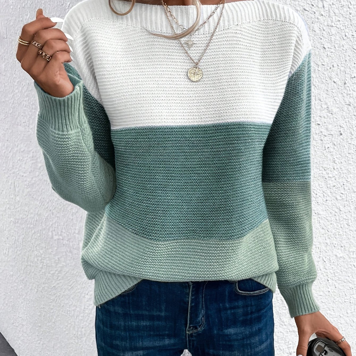 Varlinda | Women's Oversized Knit Color Block Sweater