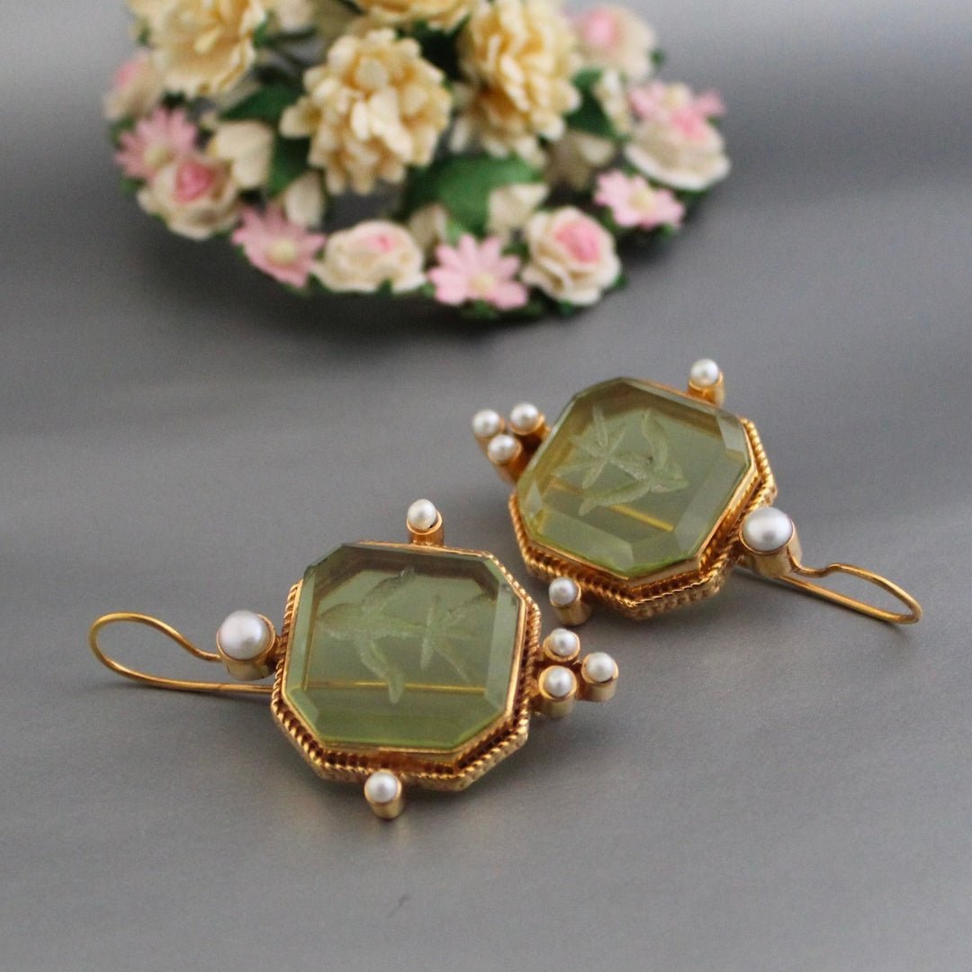 Vivara | Vintage Green & Pearl Earrings
