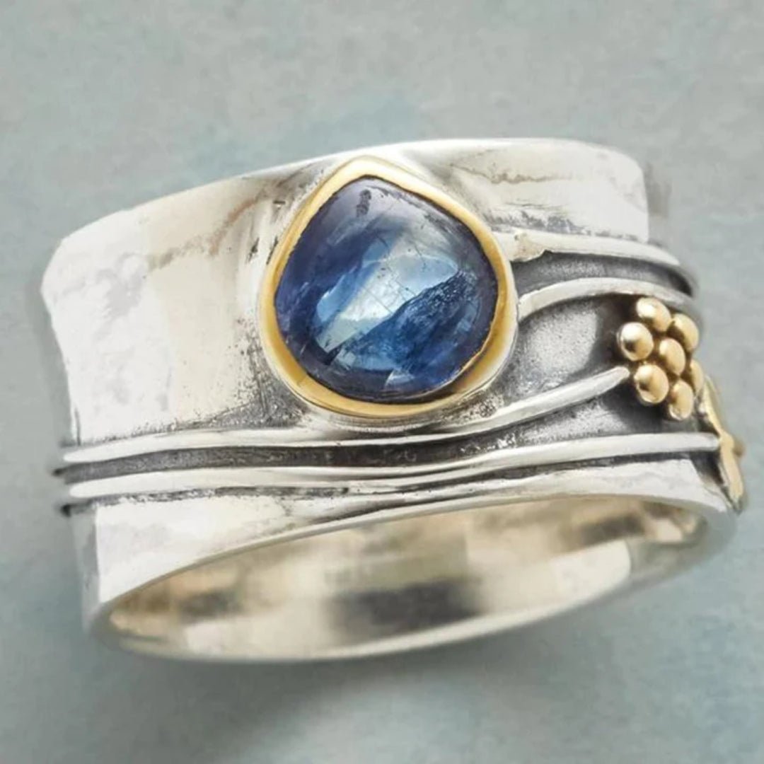 Selene | Vintage Blue Stone Ring