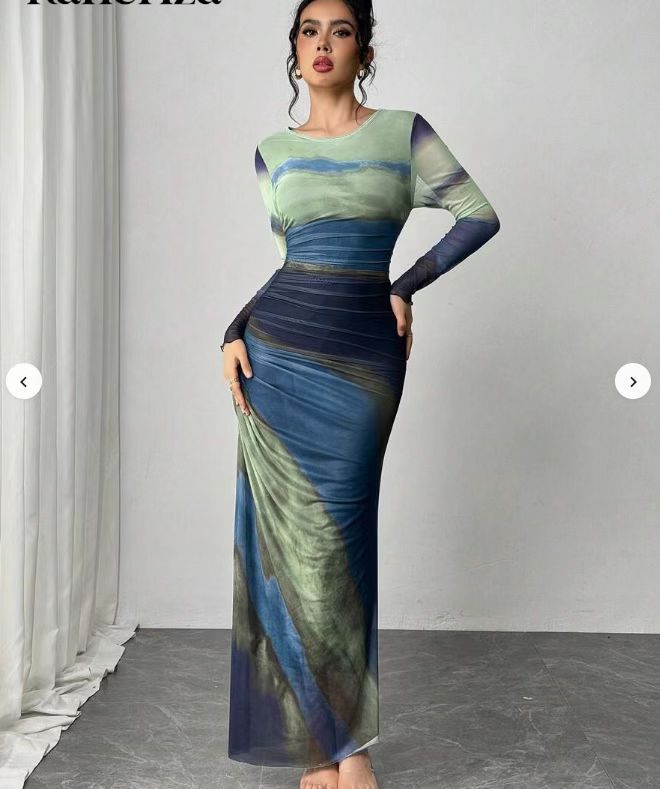 Tyronia – Printed Long Sleeve Bodycon Maxi Dress