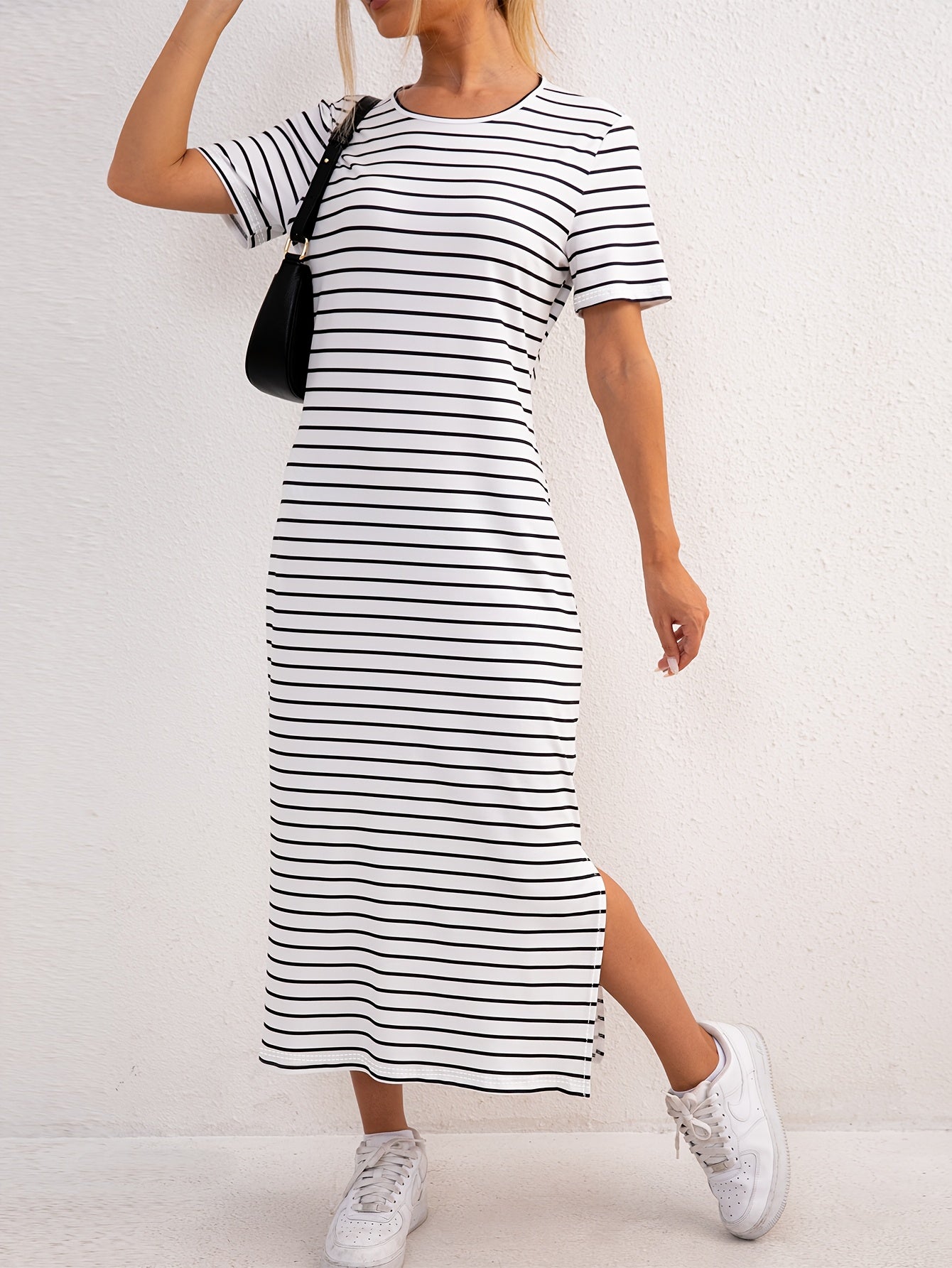 Women's Striped Midi Dress Short Sleeve Crew Neck Side Split Casual Everyday