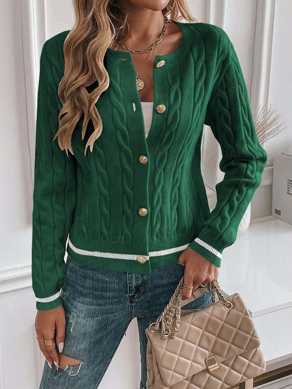 Delvwyn | Women's Cable Knit Button-Up Cardigan