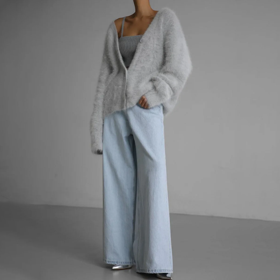 Delwyn | Women's Oversized Fuzzy Button-Front Cardigan