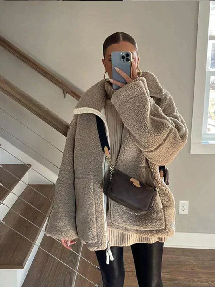 Jacky – Oversized Teddy Fleece Jacket