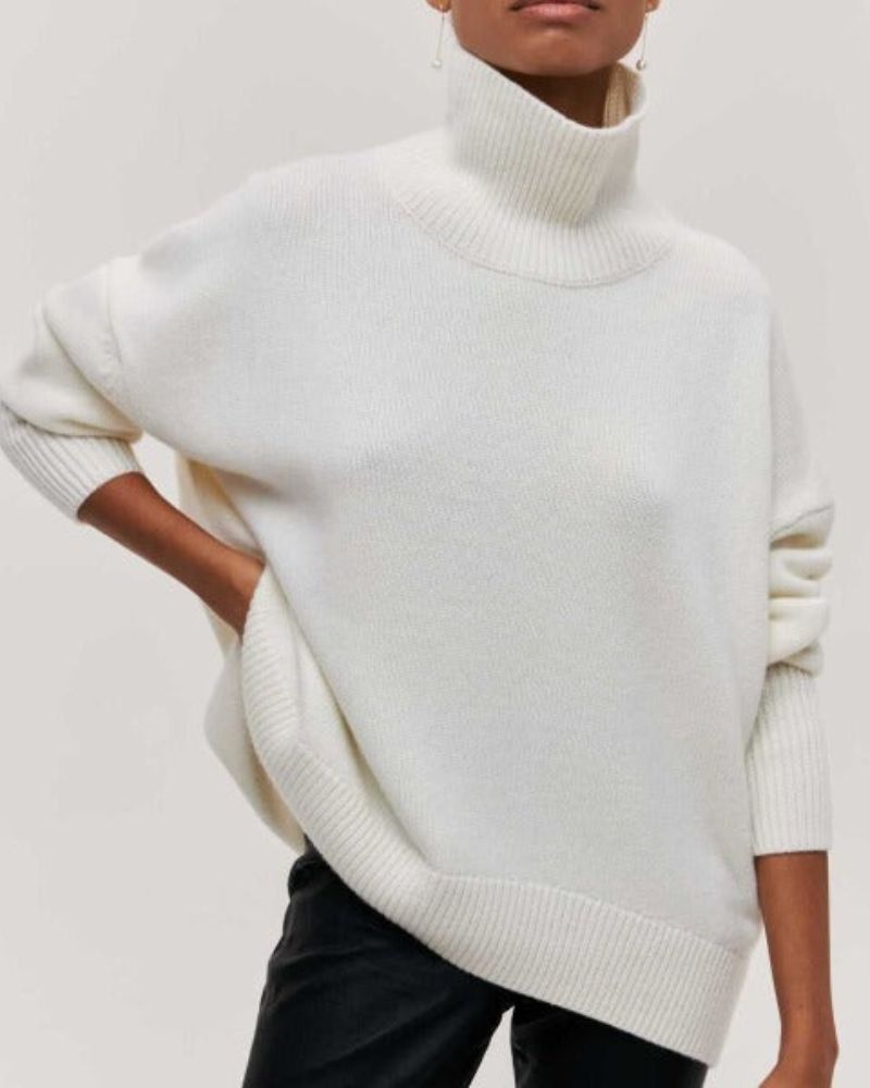 Linnea | Women's Oversized Turtleneck Sweater