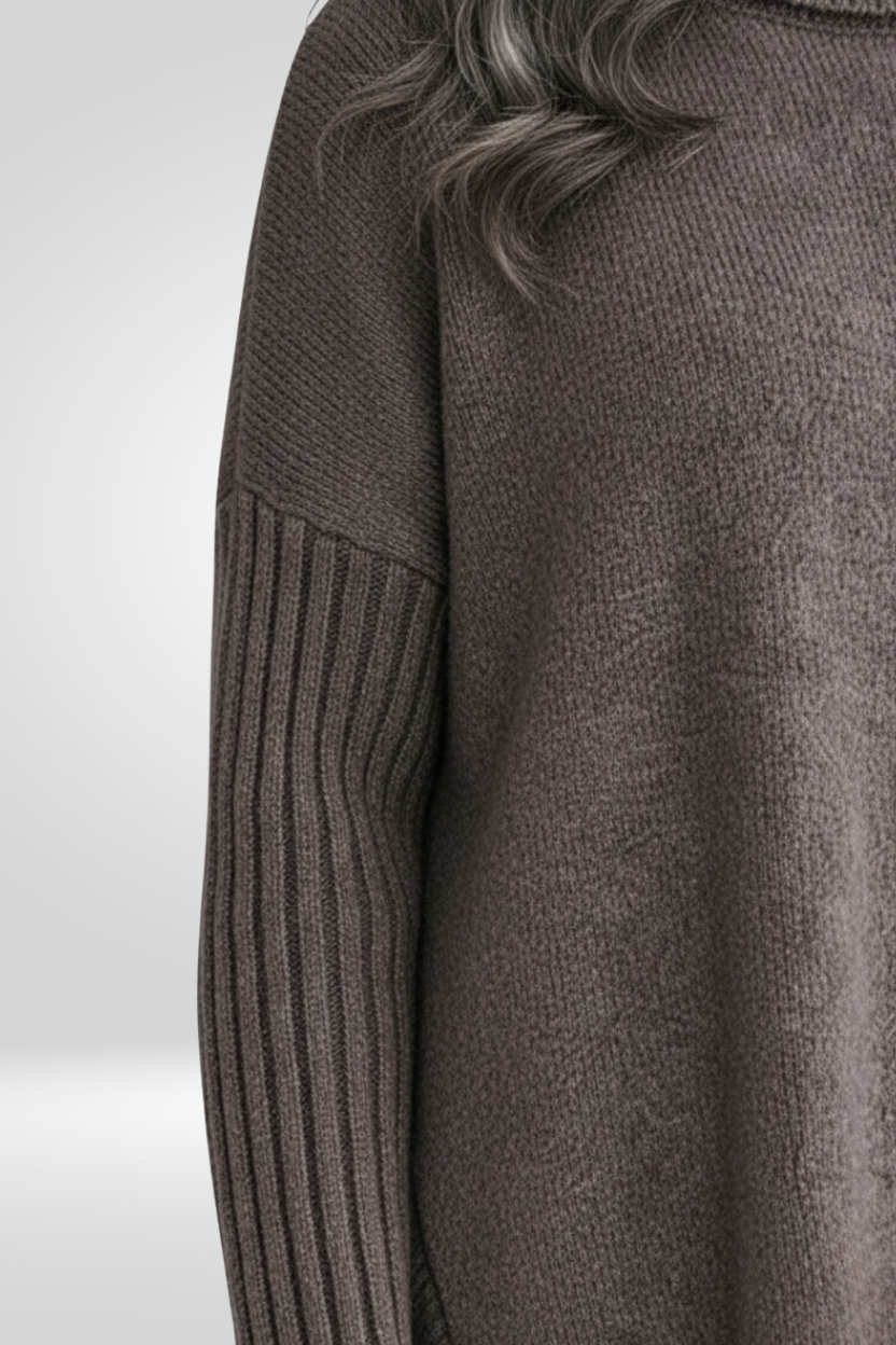 Romara | Women's Oversized Turtleneck Sweater