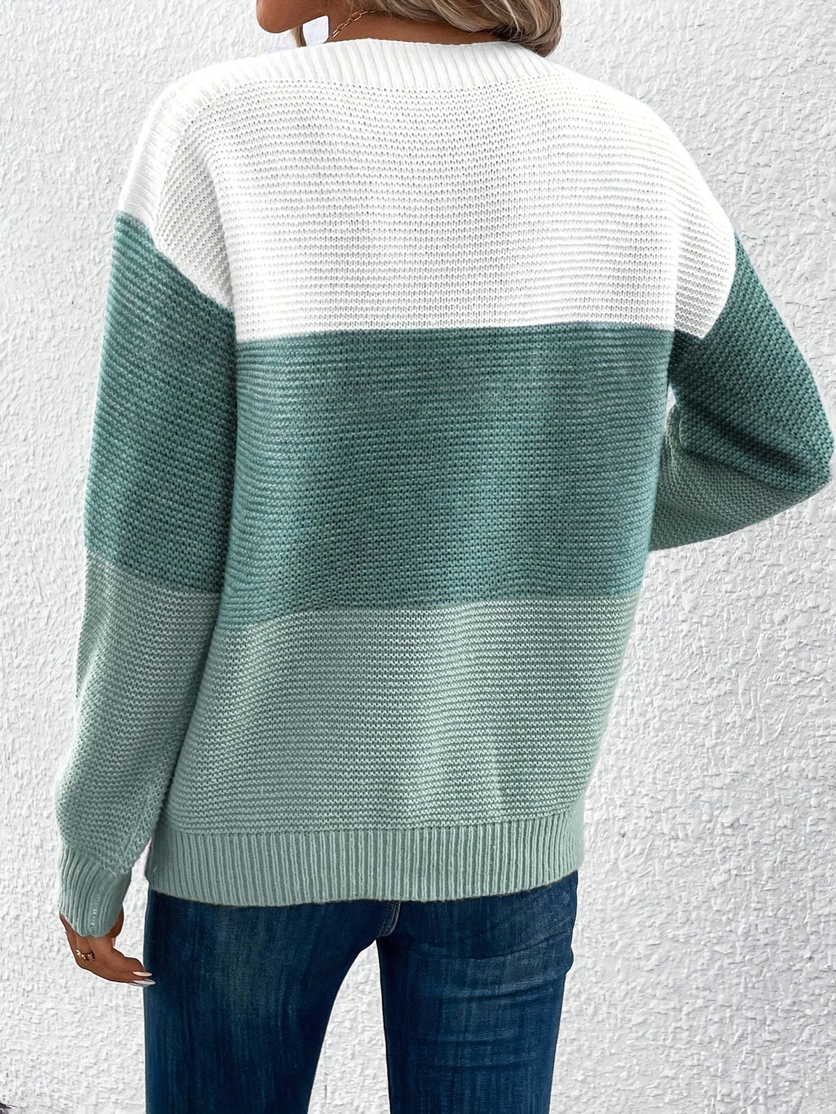 Varlinda | Women's Oversized Knit Color Block Sweater